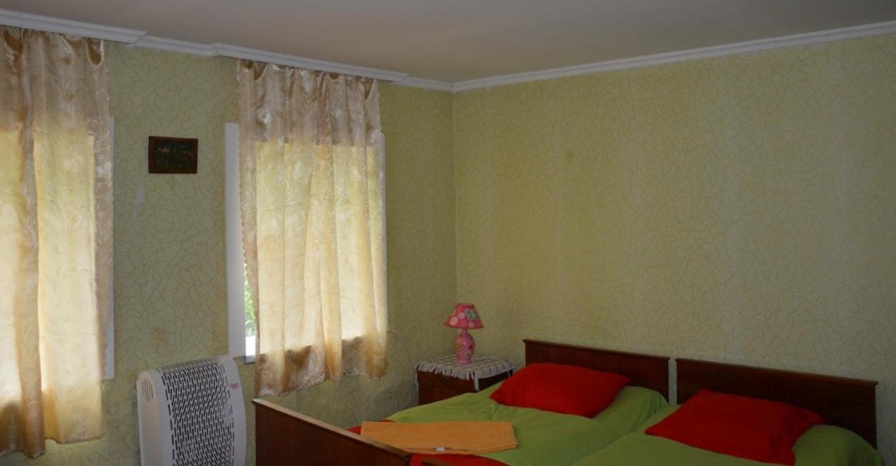 Guesthouse Gegi Koutaïssi Extérieur photo