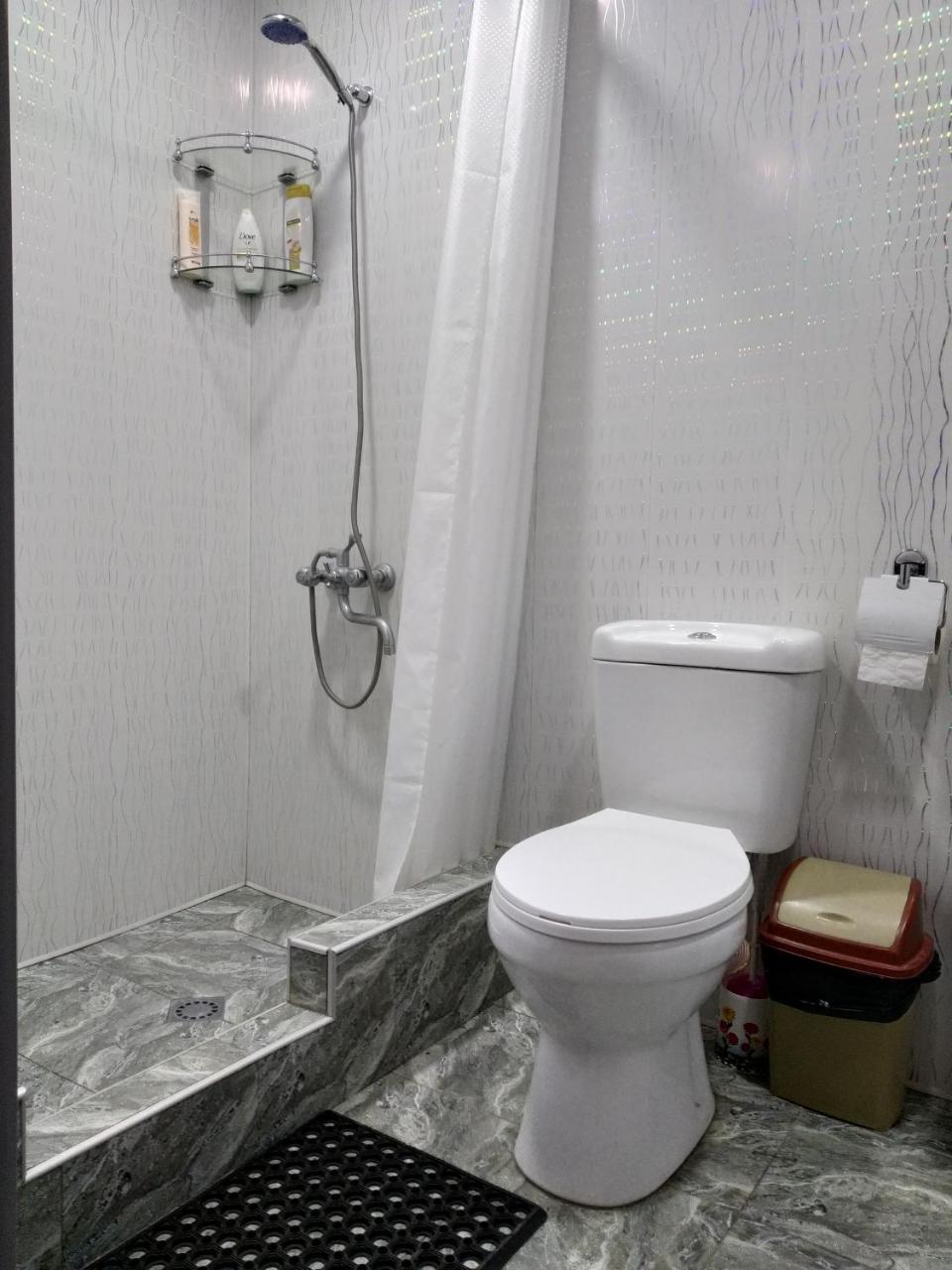 Guesthouse Gegi Koutaïssi Extérieur photo